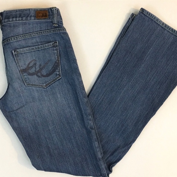 Express Jeans Women's Curvy Fit Flare Leg Size 2 Long length 32" - Picture 7 of 7